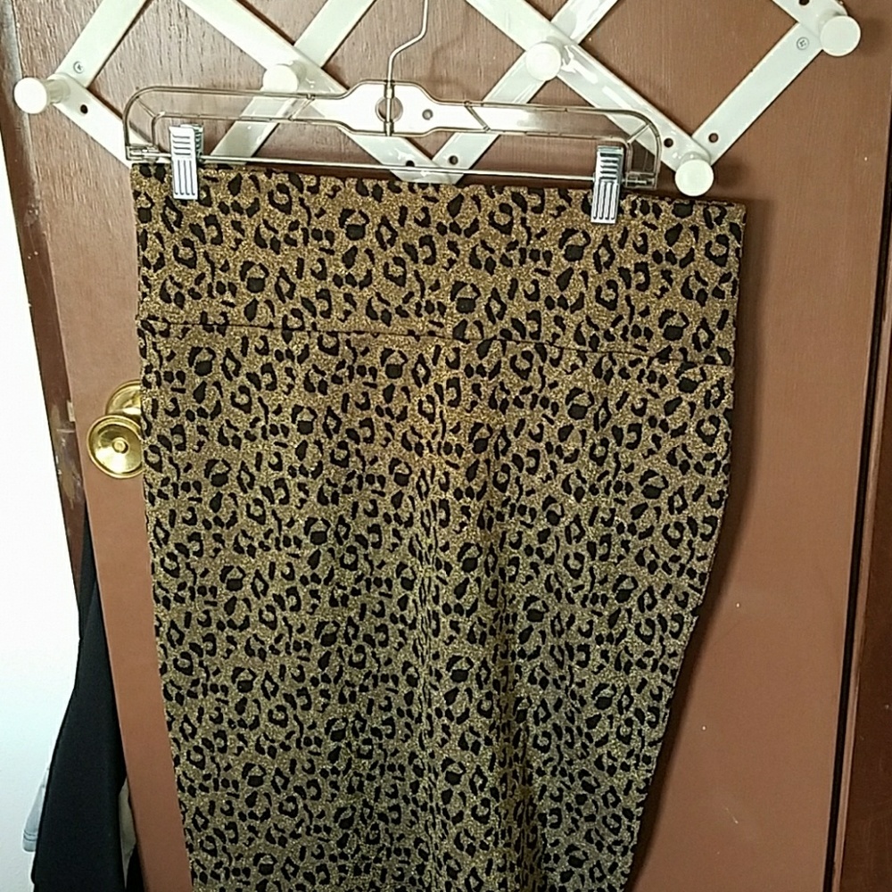 Lularoe elegant cassie